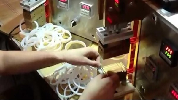 粘硅胶用什么胶水，科佳胶水值得一试